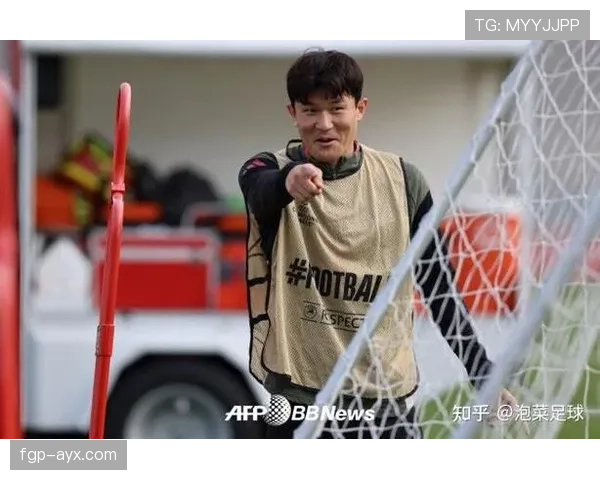 金玟哉头球建功,助球队重燃胜利希望 金玟哉头球建功,助球队重燃胜利希望